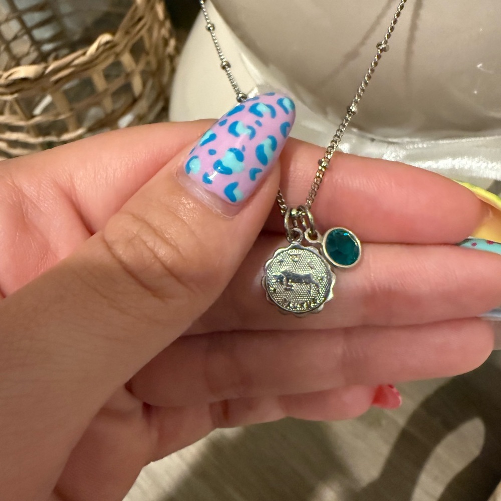 Silver Pendant Necklace with emerald Charm